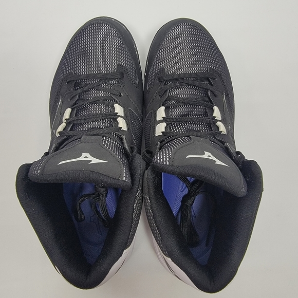 Mizuno Women's Dominant All Surface Mi Turf Athletic Shoe Size 6.5M - Picture 8 of 10